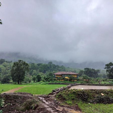 King'S Landing Villa Karjat Luaran gambar
