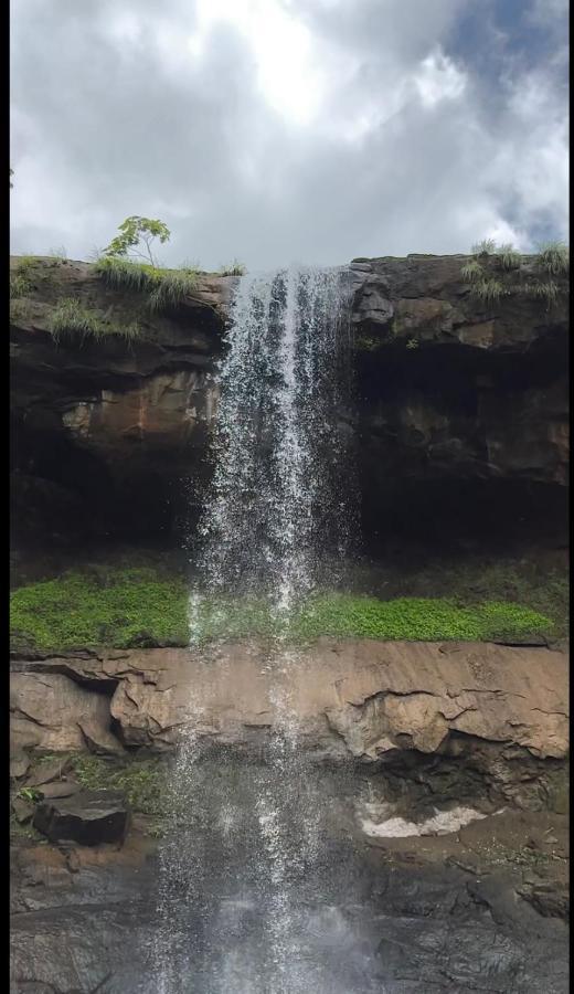 King'S Landing Villa Karjat Luaran gambar