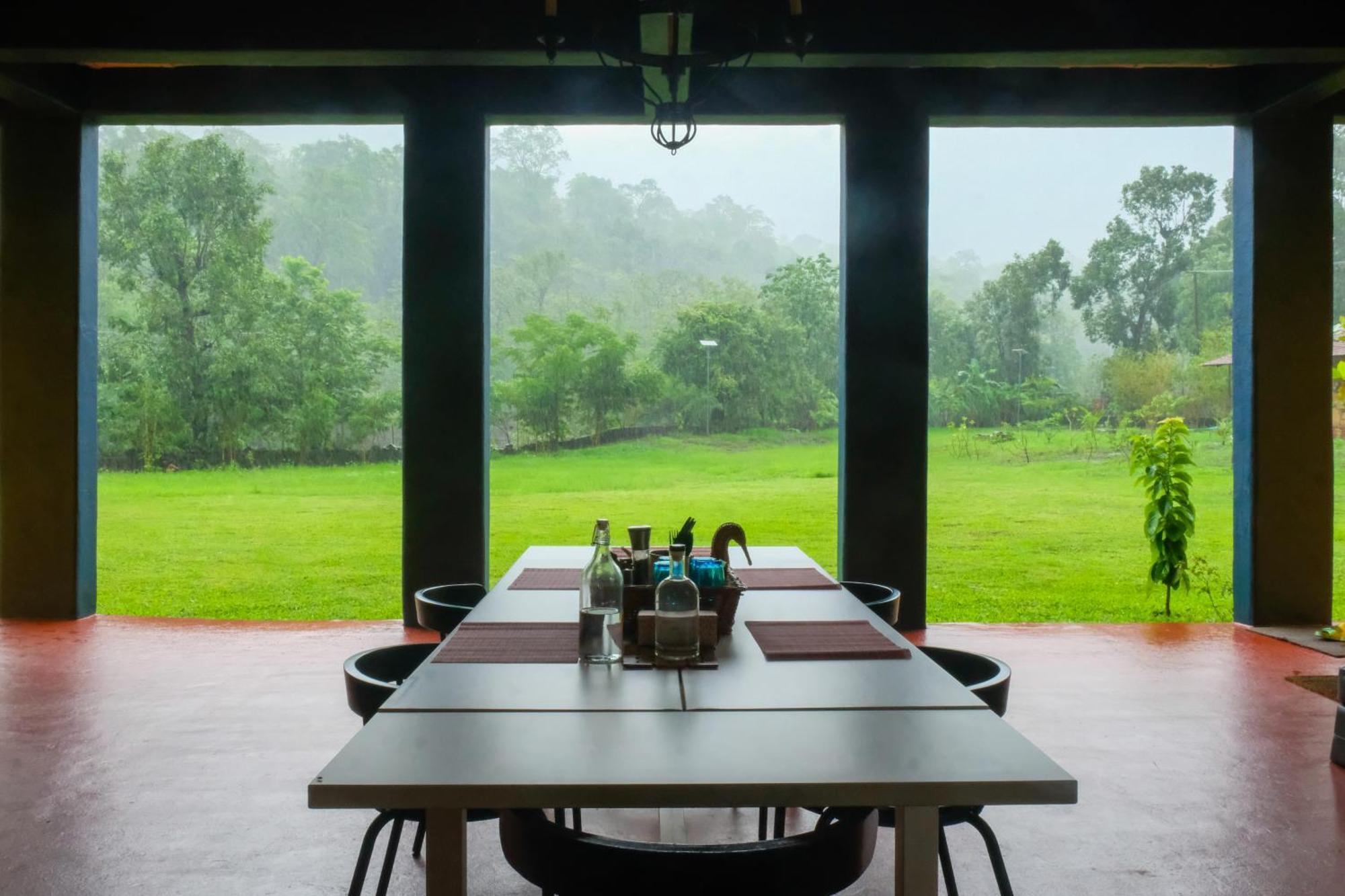 King'S Landing Villa Karjat Luaran gambar